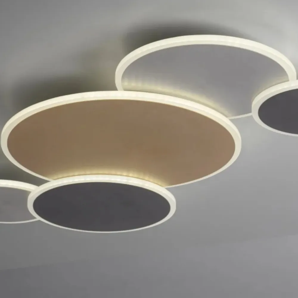 Plafoniere Moderne-Selezionato da Mazzolaluce Plafoniera smart cerchi nero oro grigio led 2700k a 5000k con telecomando