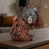Soprammobili Moderni-Selezionato da Mazzolaluce Scultura baby orango tango edizione numerata fp