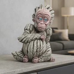 Soprammobili Moderni-Selezionato da Mazzolaluce Scultura cucciolo orango tango albino edge sculture