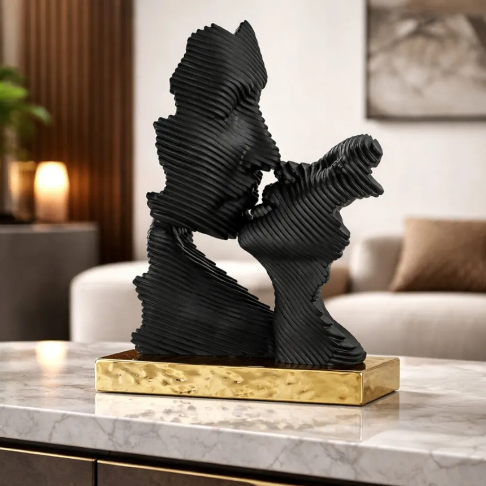 Soprammobili Moderni-Bongelli Preziosi Scultura da tavolo bacio stilizzato nero oro