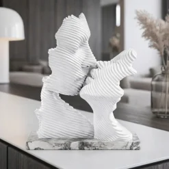 Soprammobili Moderni-Bongelli Preziosi Scultura da tavolo bacio stilizzato marmo bianco soprammobile