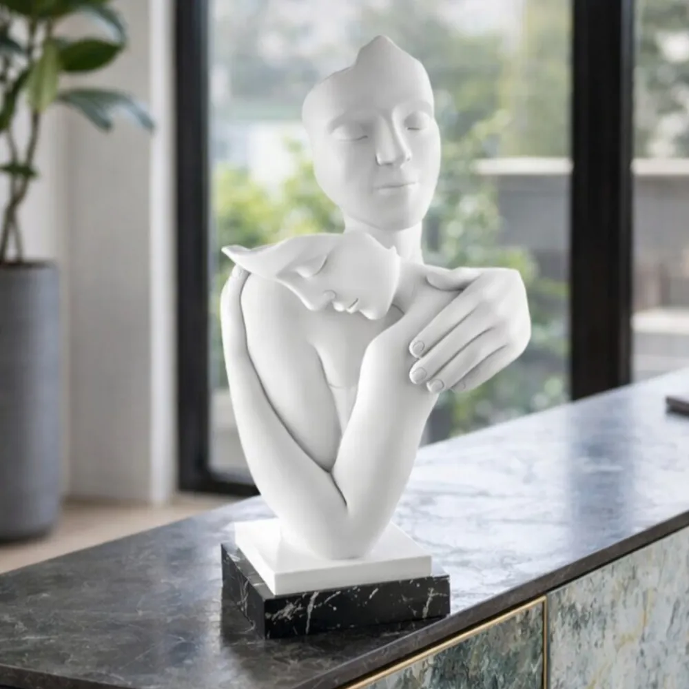 Soprammobili Moderni-Bongelli Preziosi Scultura soprammobile h40cm base marmo nero