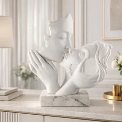 Soprammobili Moderni-Bongelli Preziosi Scultura volti innamorati 25x23cm base marmo bianco