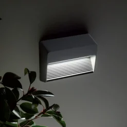 Segnapasso Led-Selezionato da Mazzolaluce Segnapasso a parete per esterno grafite rettangolare led 13w 3000k