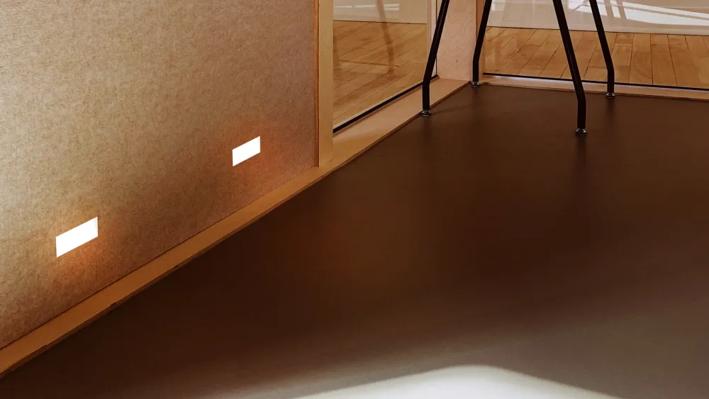 Segnapasso Led-Selezionato da Mazzolaluce Segnapasso a scomparsa per interni led 2,2w 3000k da incasso cristaly gesso