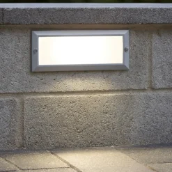Segnapasso Led-Selezionato da Mazzolaluce Segnapasso da esterno bianco rettangolare da incasso a parete