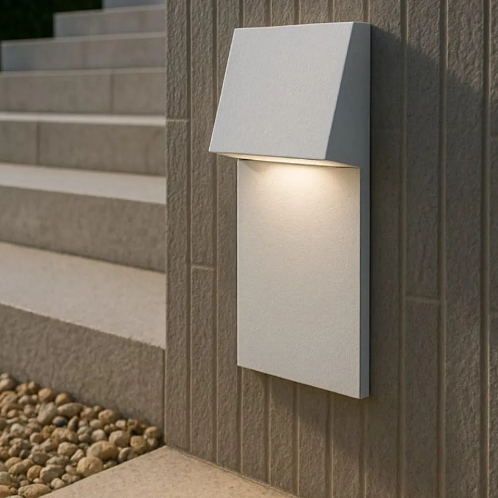 Segnapasso Led-Selezionato da Mazzolaluce Segnapasso da esterno led 3w 4000k per incasso parete bianco ip65