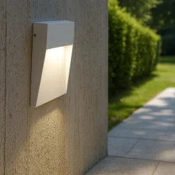 Segnapasso Led-Selezionato da Mazzolaluce Segnapasso da esterno led 6w 4000k per parete bianco ip65