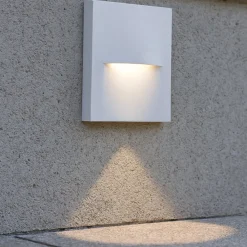 Segnapasso Led-Selezionato da Mazzolaluce Segnapasso da esterno led 3w 3000k quadrato bianco ip65