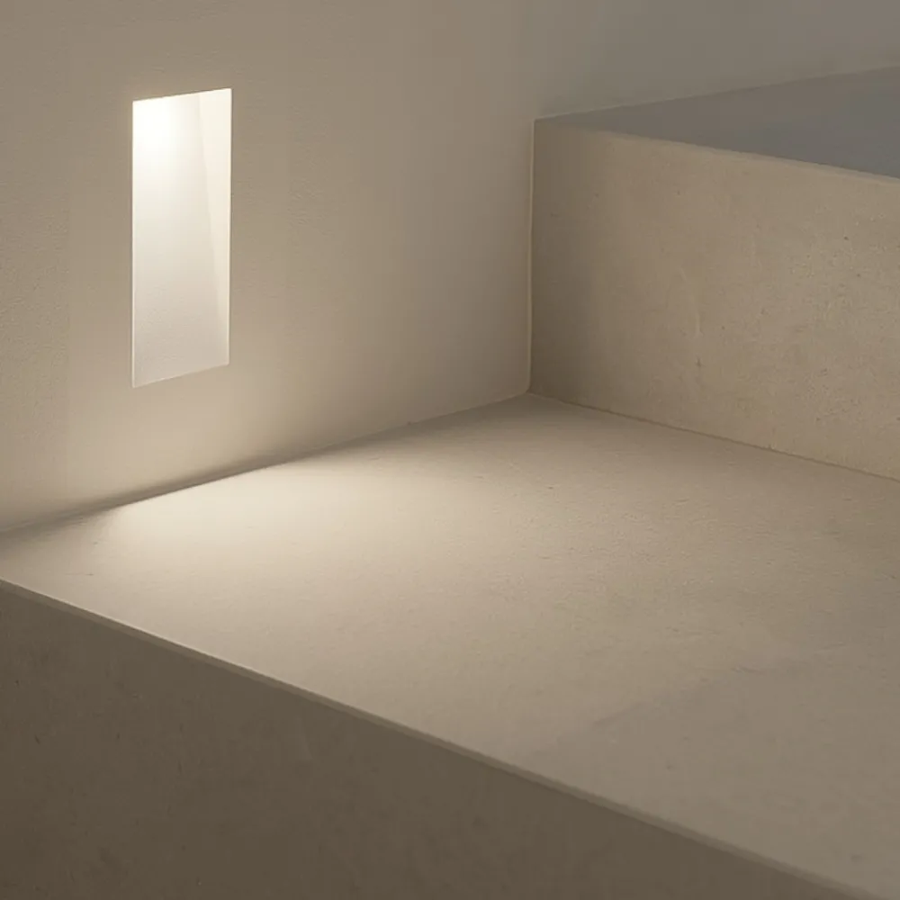 Segnapasso Led-Selezionato da Mazzolaluce Segnapasso da incasso in gesso ceramico mini gu10