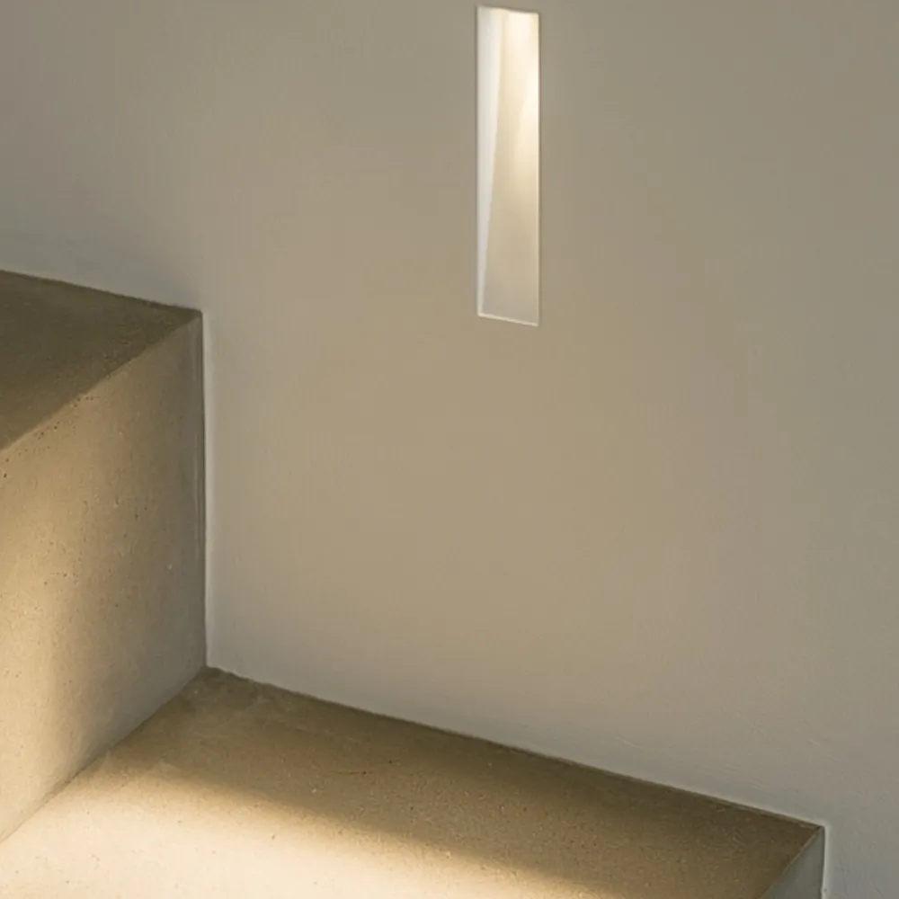 Segnapasso Led-Selezionato da Mazzolaluce Segnapasso faretto di gesso da incasso a scomparsa