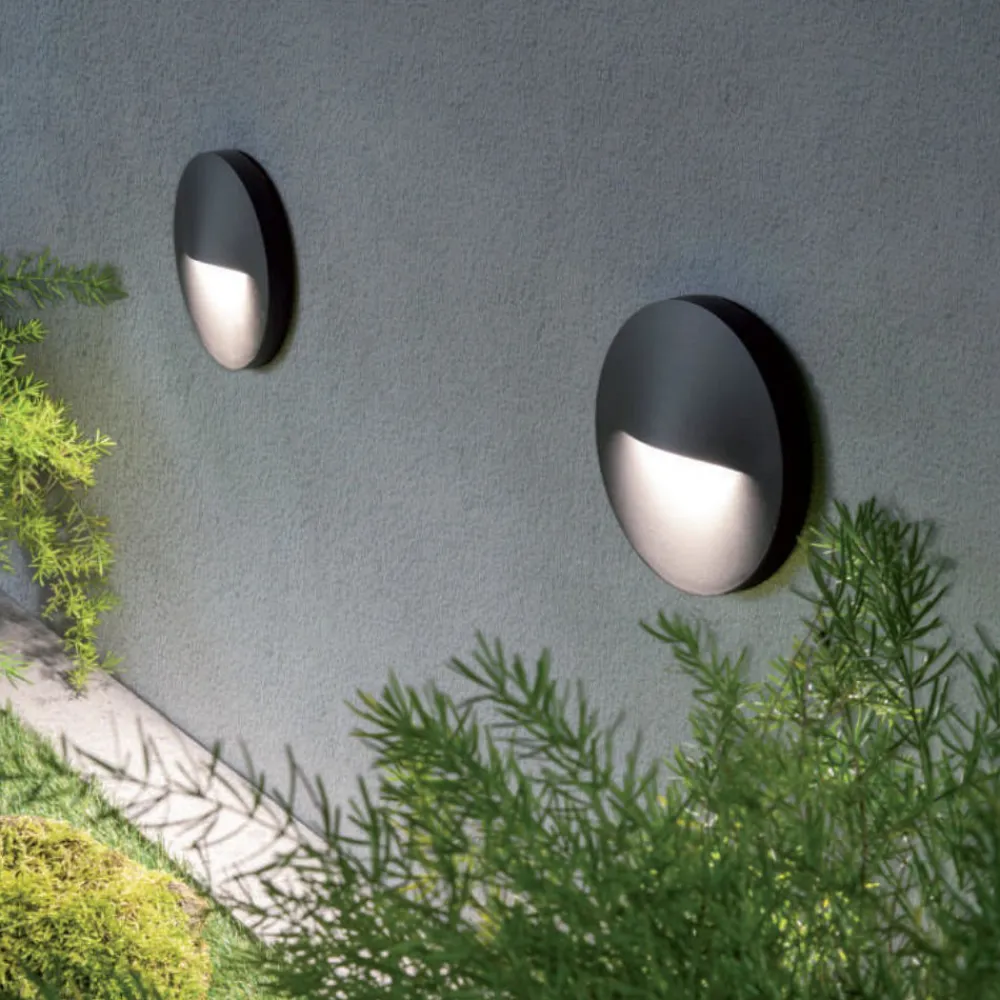 Segnapasso Led-Selezionato da Mazzolaluce Segnapasso led a parete 3w 3000k rotondo grafite per esterno ip65