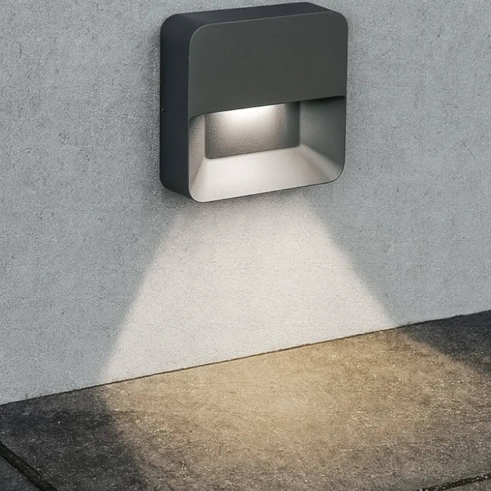 Segnapasso Led-Selezionato da Mazzolaluce Segnapasso ledb quadrato per esterno led 6w 4000k ip65