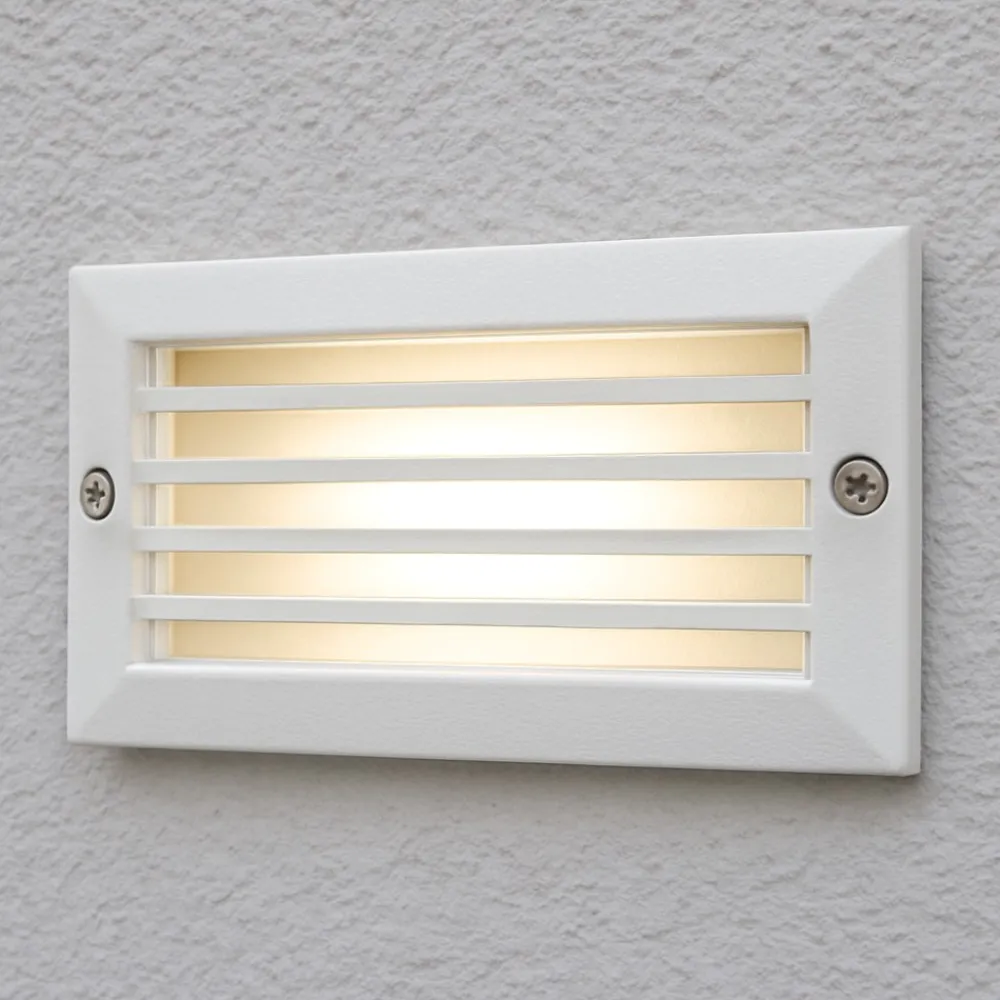 Segnapasso Led-Selezionato da Mazzolaluce Segnapasso led da esterno bianco per incasso a parete led 10w 3000k