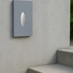 Segnapasso Led-Selezionato da Mazzolaluce Segnapasso led per esterno da incasso a parete grigio 3w 4000k