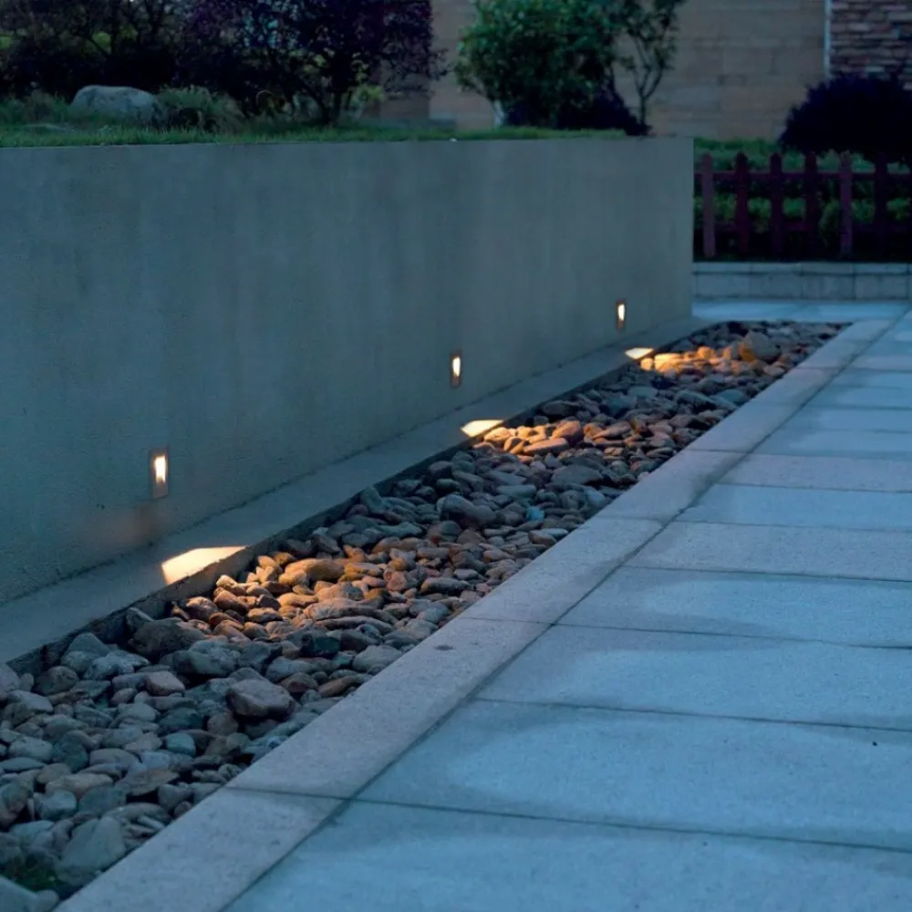 Segnapasso Led-Selezionato da Mazzolaluce Segnapasso led per esterno 3w 3000k bianco incasso per cassetta 503