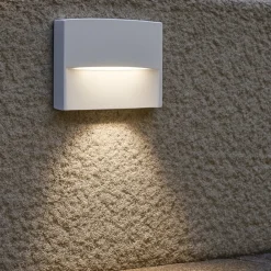 Segnapasso Led-Selezionato da Mazzolaluce Segnapasso led rettangolare per esterno a parete bianco led 4w 3000k