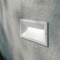 Segnapasso Led-Selezionato da Mazzolaluce Segnapasso per esterni bianco led 12w 4000k da incasso parete ip65