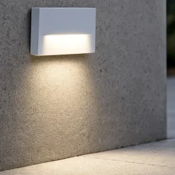 Segnapasso Led-Selezionato da Mazzolaluce Segnapasso per esterni bianco rettangolare led 4w 4000k ip65