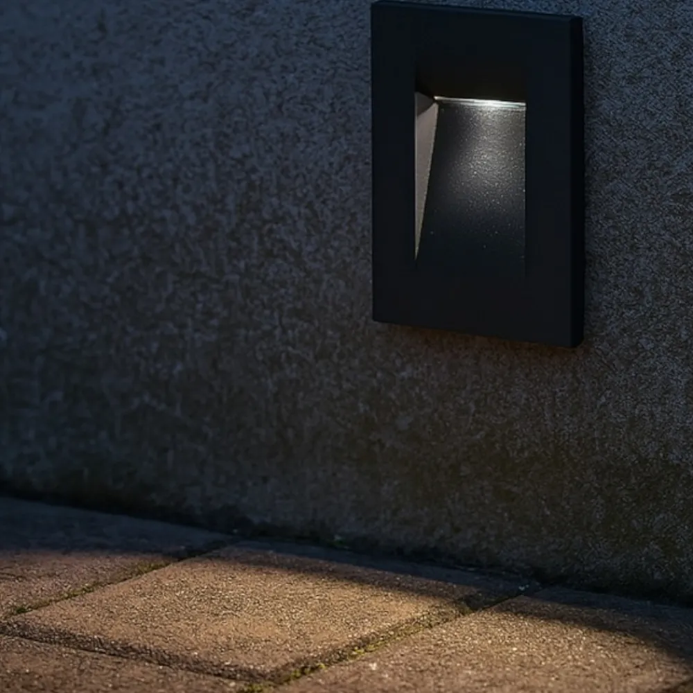 Segnapasso Led-Selezionato da Mazzolaluce Segnapasso verticale antracite da incasso led 3w 3000k per esterno