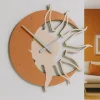 Orologi Da Parete Moderni-Selezionato da Mazzolaluce Sole luna orologio 60 da parete moderno legno colore terracotta