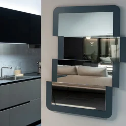 Specchi Da Parete-Selezionato da Mazzolaluce Specchio da parete design moderno 63x82 colore petrolio per ingresso