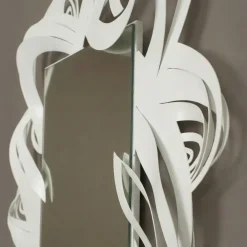 Specchi Da Parete-Selezionato da Mazzolaluce Specchio da parete design moderno in metallo bianco