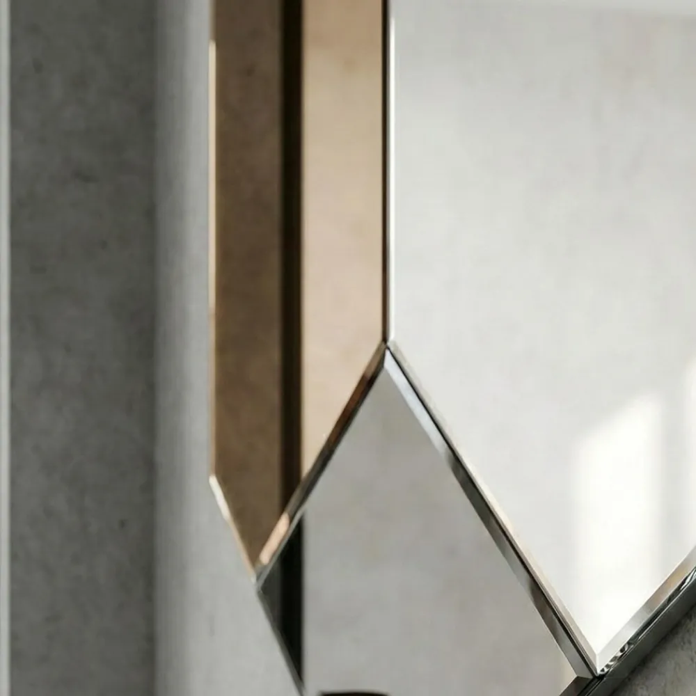 Specchi Da Parete-Selezionato da Mazzolaluce Specchio da parete esagonale 86x100 vetro chiaro bronzo fume design