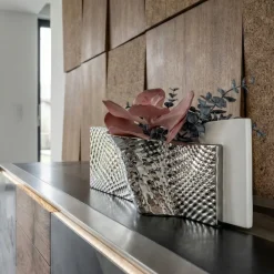 Soprammobili Moderni-Bongelli Preziosi Vaso orizzontale bianco argento ophis design moderno